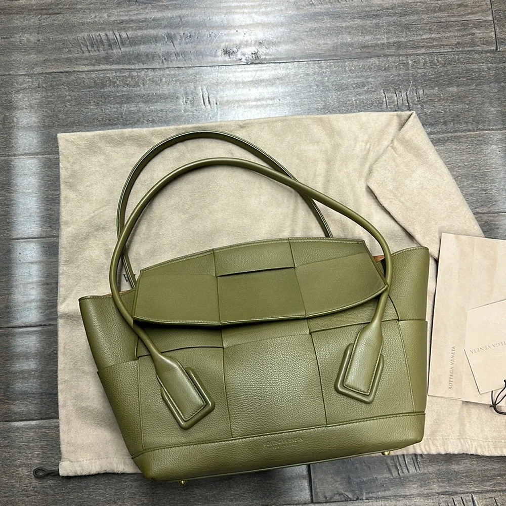 Bottega Veneta Arco bag - Picture 9 of 12